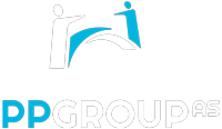 Logo til PP Group med symbol, hvit
